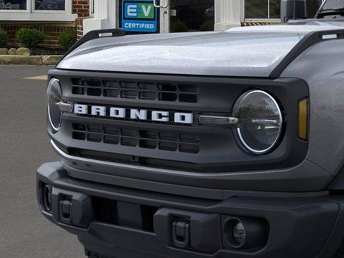 Used 2024 Ford Bronco Black Diamond image 44