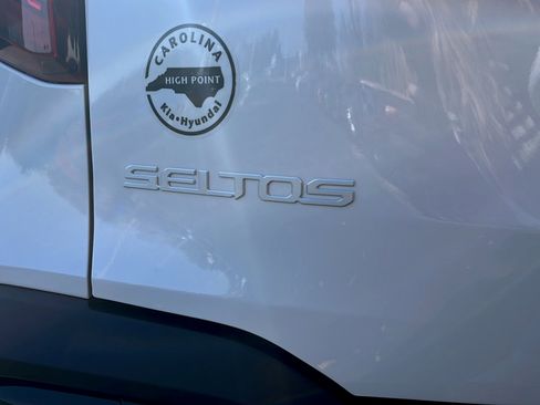 New 2026 Kia Seltos SX image 30