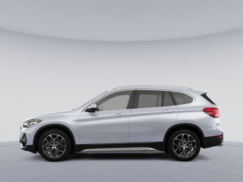 Used 2020 BMW X1 xDrive28i w/ Convenience Package AWD/4WD image 2