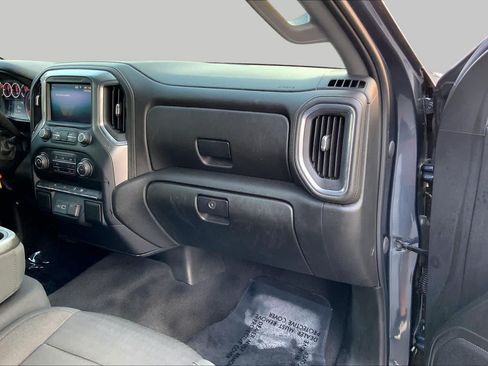 Used 2020 Chevrolet Silverado 1500 LT w/ Trailering Package AWD/4WD image 18