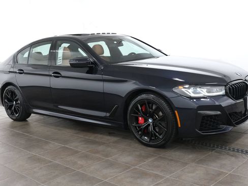 Used 2023 BMW 540i xDrive w/ Executive Package AWD/4WD image 6