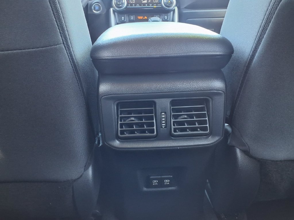 Used 2021 Toyota RAV4 XLE w/ Convenience Package AWD/4WD image 23