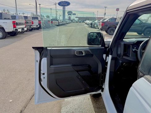 New 2025 Ford Bronco 4-Door image 12