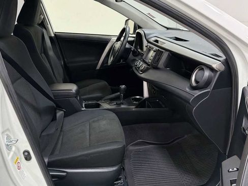 Certified 2017 Toyota RAV4 LE w/ All Weather Liner Package image 28