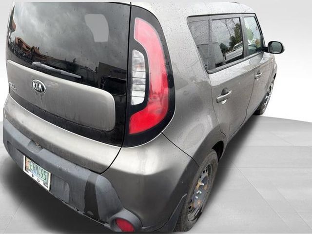 Used 2015 Kia Soul FWD image 13