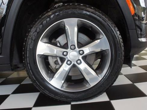 Used 2022 Jeep Grand Cherokee L Limited image 71