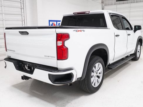 Used 2022 Chevrolet Silverado 1500 Custom AWD/4WD image 5