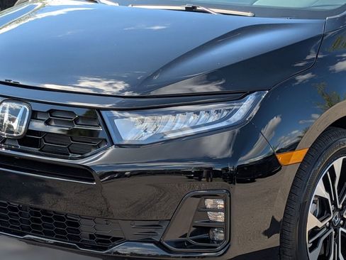 New 2026 Honda Odyssey Elite image 11