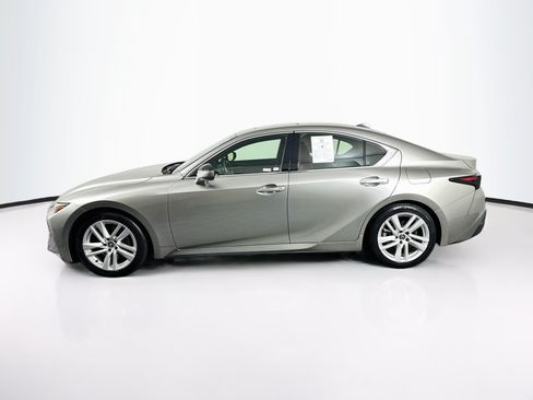 Used 2023 Lexus IS 300 w/ Comfort Package RWD image 4