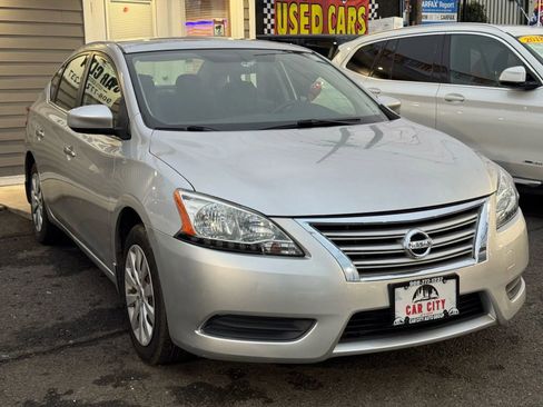 Used 2015 Nissan Sentra S image 3