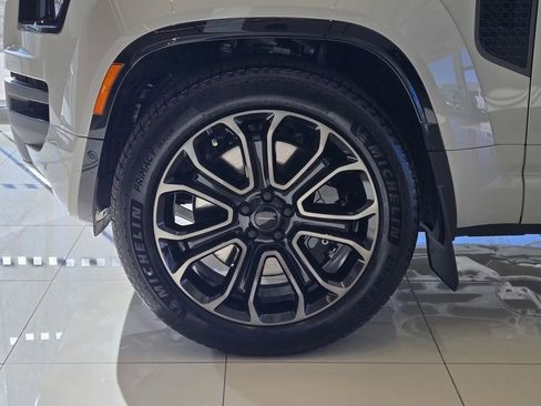 New 2026 Land Rover Defender 110 OCTA AWD/4WD image 6