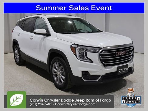 Used 2024 GMC Terrain SLT AWD/4WD image 1