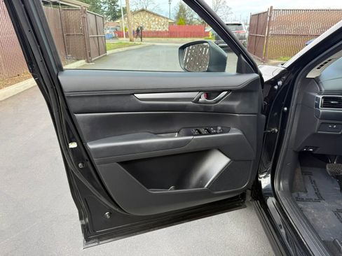 Used 2021 MAZDA CX-5 Touring image 10