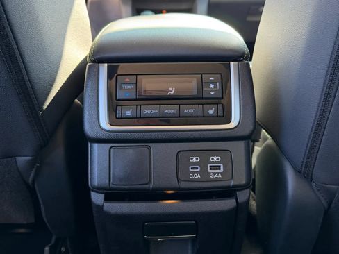 Used 2023 Subaru Ascent Onyx Edition Limited AWD/4WD image 16