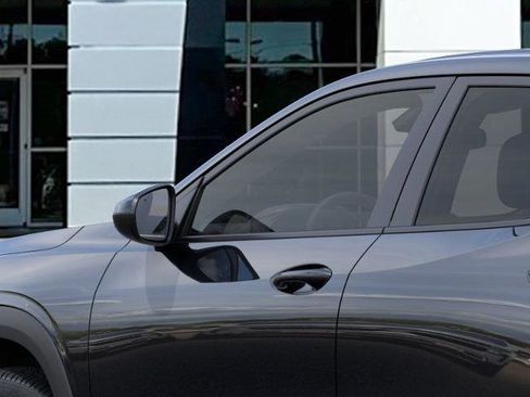 New 2026 Chevrolet Trax LS image 12