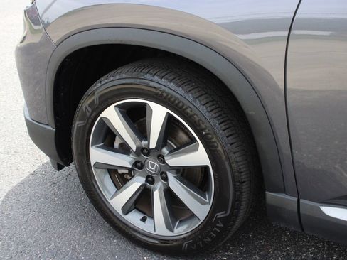 Used 2025 Honda Pilot Elite image 10