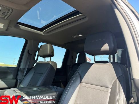 Used 2021 GMC Sierra 2500 Denali w/ Denali Ultimate Package AWD/4WD image 8