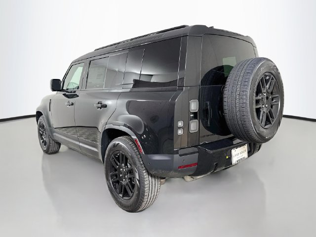 New 2026 Land Rover Defender 110 S AWD/4WD image 7