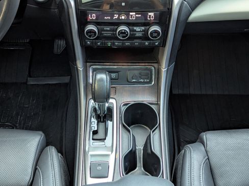 Used 2021 Subaru Ascent Touring w/ Popular Package #2A image 19