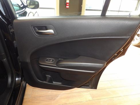 Used 2021 Dodge Charger SXT w/ Leather Interior Group image 16