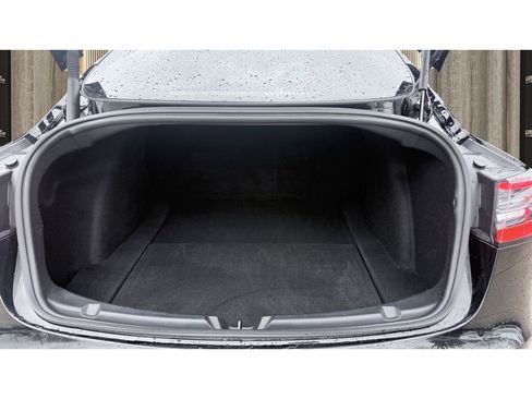 Used 2022 Tesla Model 3 image 19