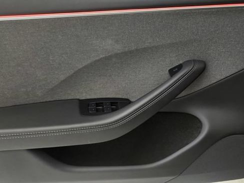Used 2025 Tesla Model 3 RWD image 64