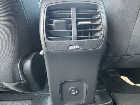 Used 2022 Ford Escape SE w/ Convenience Package FWD image 21