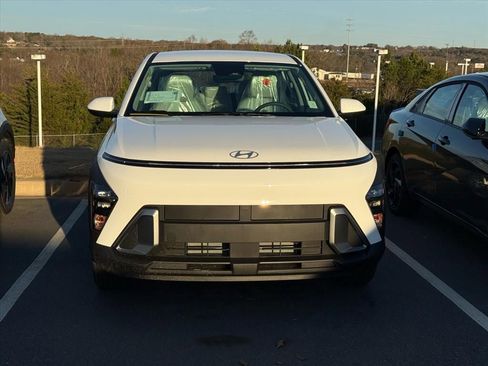 New 2026 Hyundai Kona SE image 6
