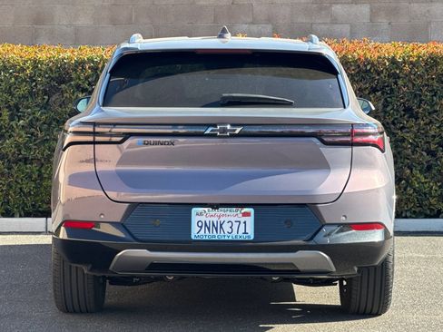 Used 2024 Chevrolet Equinox EV LT w/ LPO, Blackout Package FWD image 5
