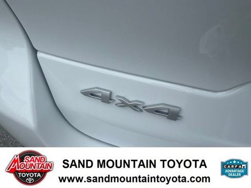 Used 2025 Jeep Grand Cherokee Summit w/ Adv Protech Group IV AWD/4WD image 11