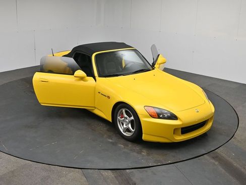 Used 2001 Honda S2000 image 46