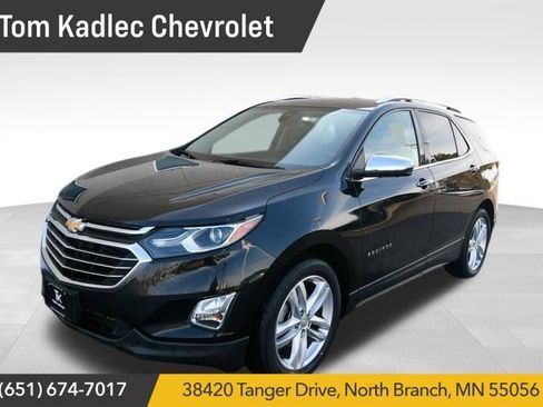 Used 2020 Chevrolet Equinox Premier image 2
