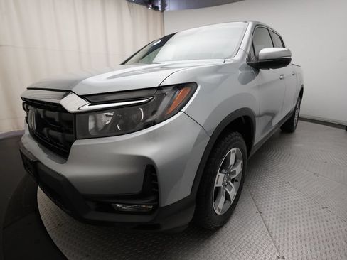 Used 2025 Honda Ridgeline RTL image 12