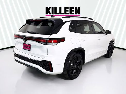 New 2026 Volkswagen Tiguan SE R-Line FWD image 7