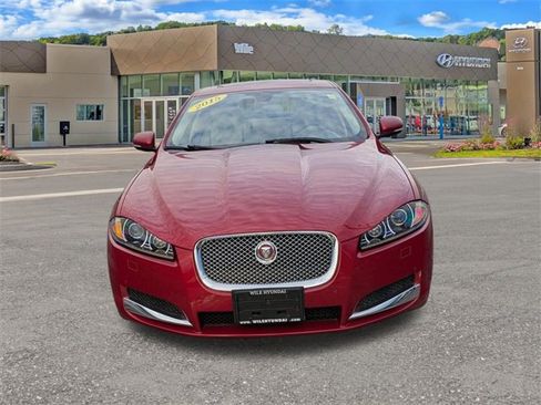 Used 2015 Jaguar XF Portfolio image 8
