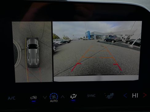 New 2026 Chevrolet Traverse LT w/ Midnight/Sport Edition image 10