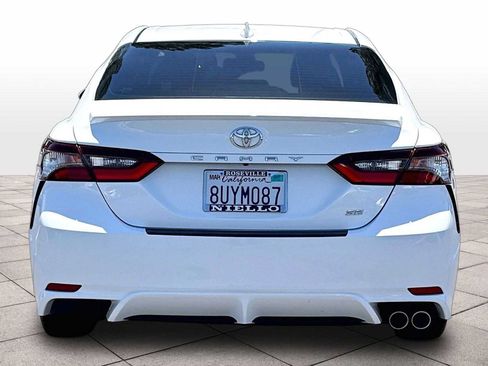 Used 2021 Toyota Camry SE w/ Carpet Mat Package (TMS) FWD image 7