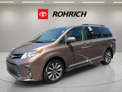 Used 2020 Toyota Sienna XLE Premium