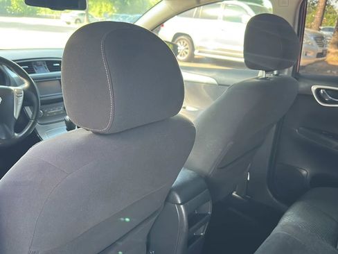 Used 2013 Nissan Sentra SR w/ Premium Pkg FWD image 16