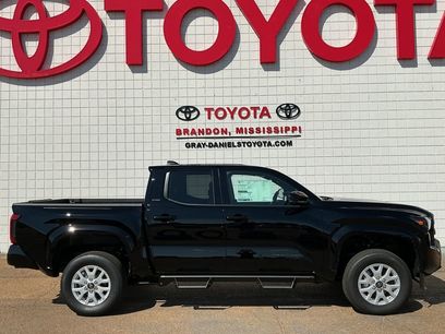 New 2025 Toyota Tacoma SR5