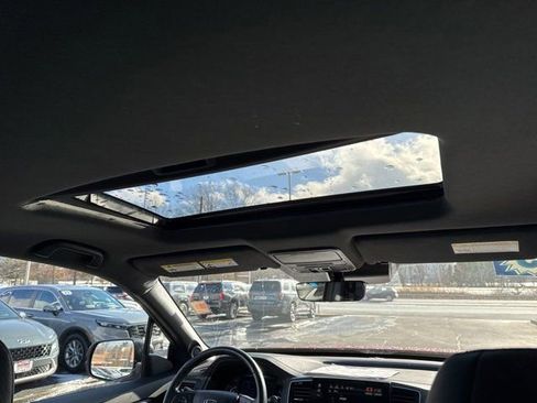 Used 2023 Honda Passport TrailSport image 15