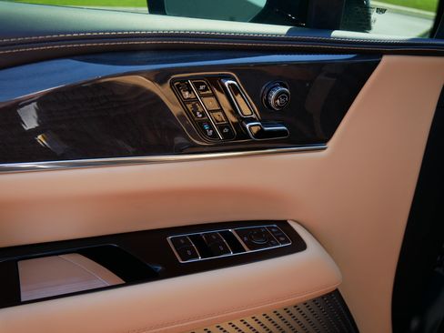 Certified 2026 Cadillac Escalade IQ Sport 2 AWD/4WD image 19