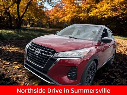 Used 2023 Nissan Kicks SR