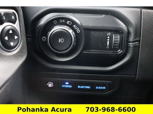 Used 2024 Jeep Wrangler Sahara w/ Technology Group image 18