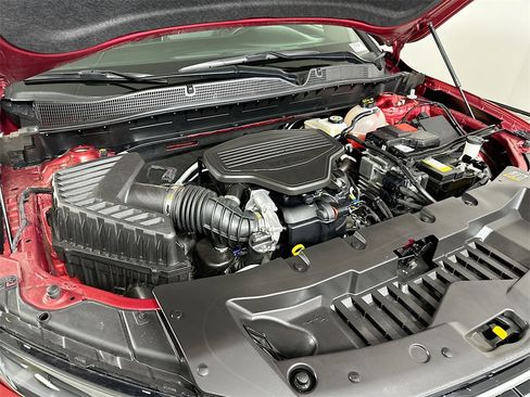 Used 2025 Chevrolet Blazer Premier w/ Driver Confidence II Package image 26