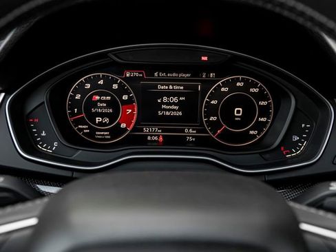 Used 2019 Audi SQ5 Premium Plus w/ Premium Plus Package AWD/4WD image 19