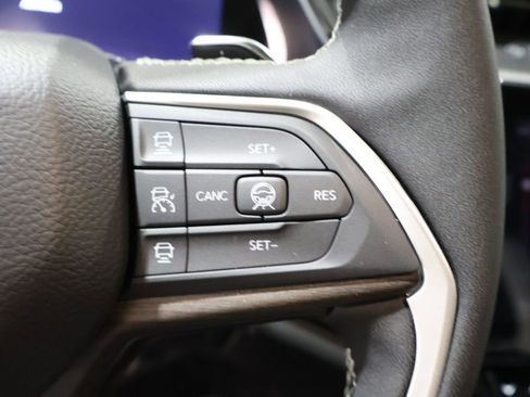 New 2026 Jeep Grand Cherokee Laredo image 23