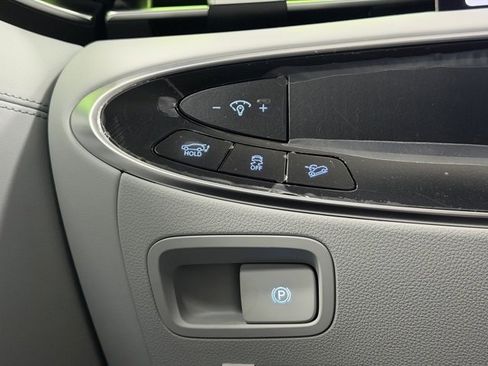 New 2026 Genesis GV70 2.5T Advanced image 13