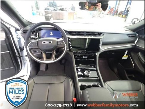 New 2026 Jeep Grand Cherokee L Limited image 17