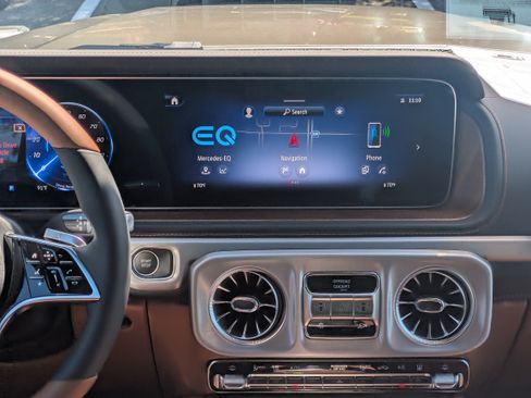 New 2027 Mercedes-Benz G 580 e image 16
